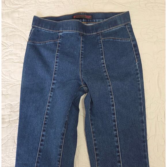 No Boundaries High Waisted Buttonless Flare Jeans Woman's Size 7-9 - Picture 2 of 5